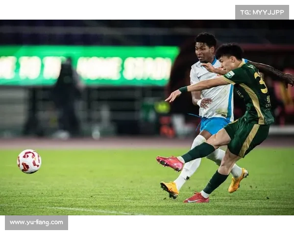 如何评选中超最佳球员及莱昂纳多的影响力与表现分析