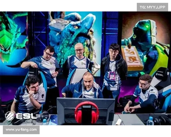 幻影岛游泳比赛小组赛精彩纷呈 选手们拼尽全力争夺晋级资格